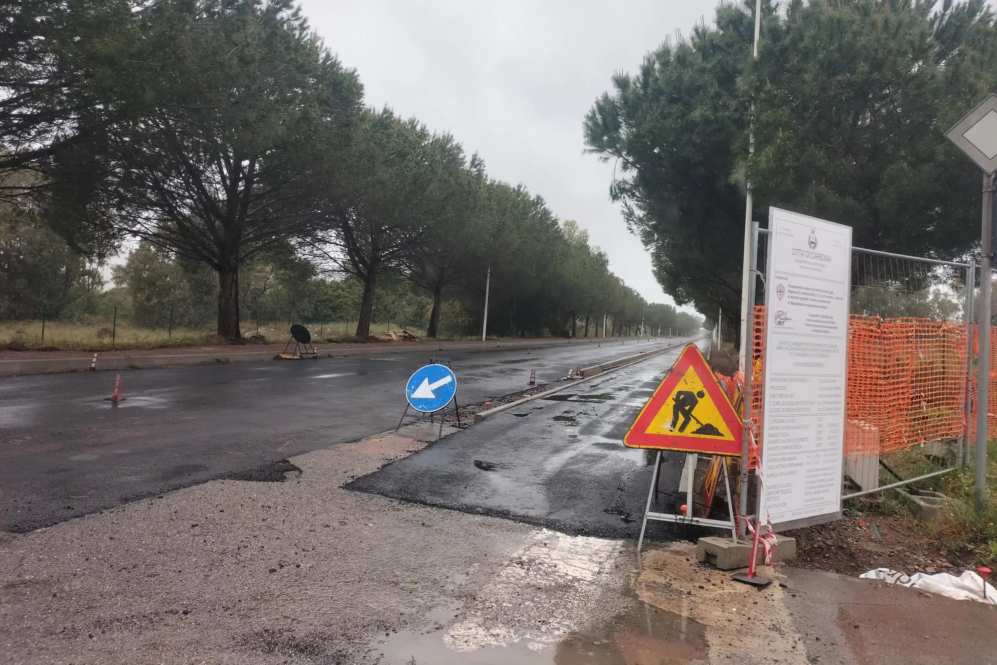 Carbonia, viale del Minatore (foto Scano)