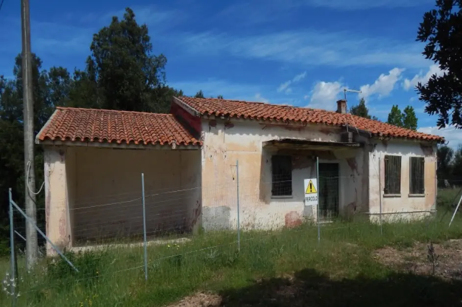 Uno degli immobili comprati all'asta a Laconi (L'Unione Sarda)