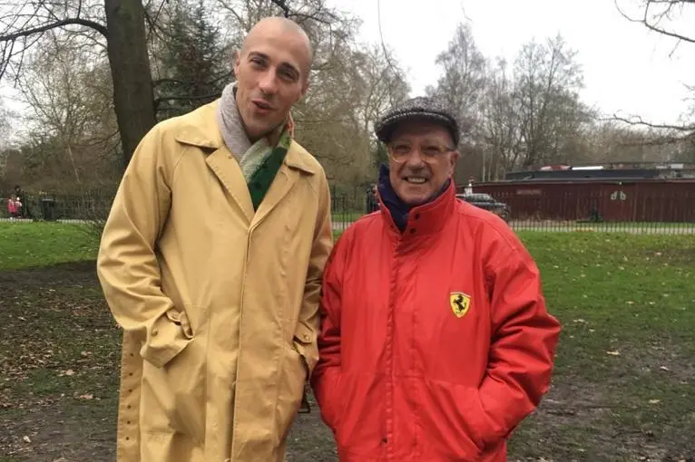 Giuseppe Nieddu con suo figlio Federico a Londra (foto Tellini).