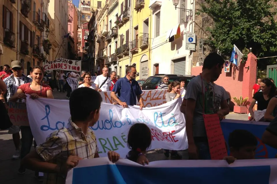 Manifestazione per la pace comunità romanì a Cagliari