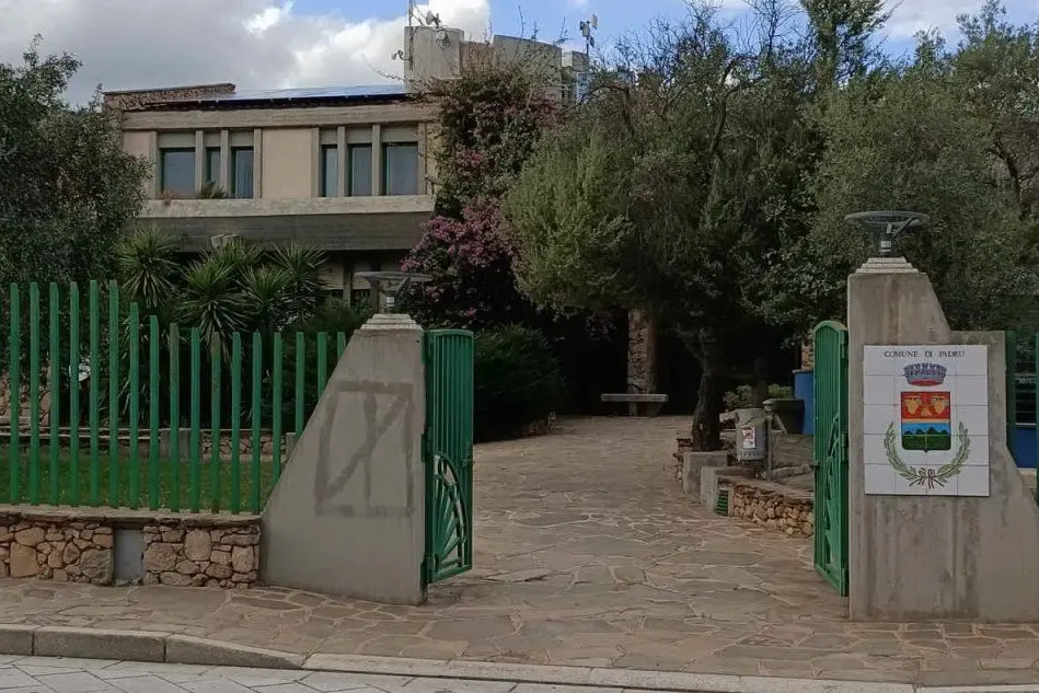 Il Municipio di Padru (Foto S.Lecca)